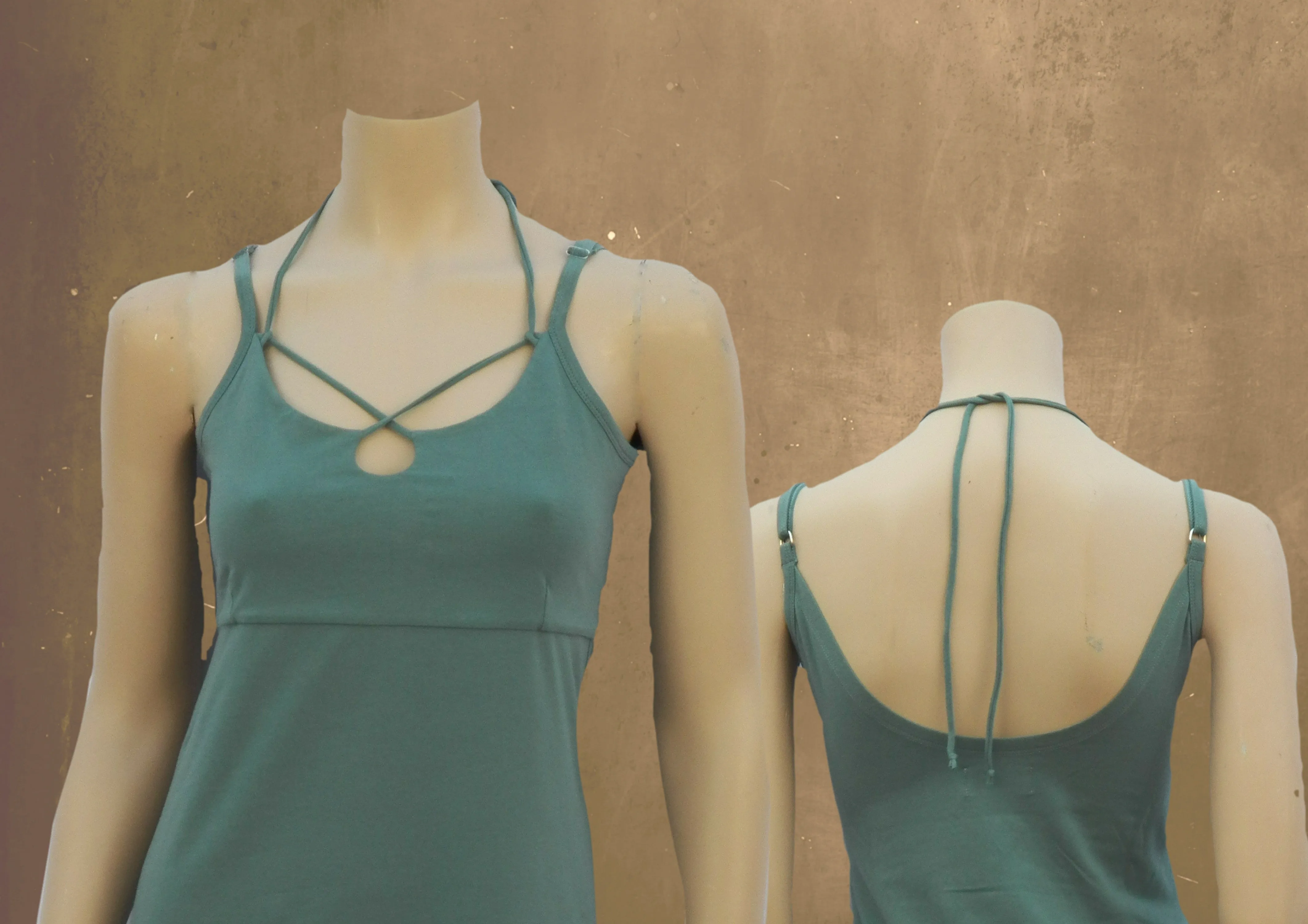 biologisch katoenen halter jurkje /  slipdress with neckbindings