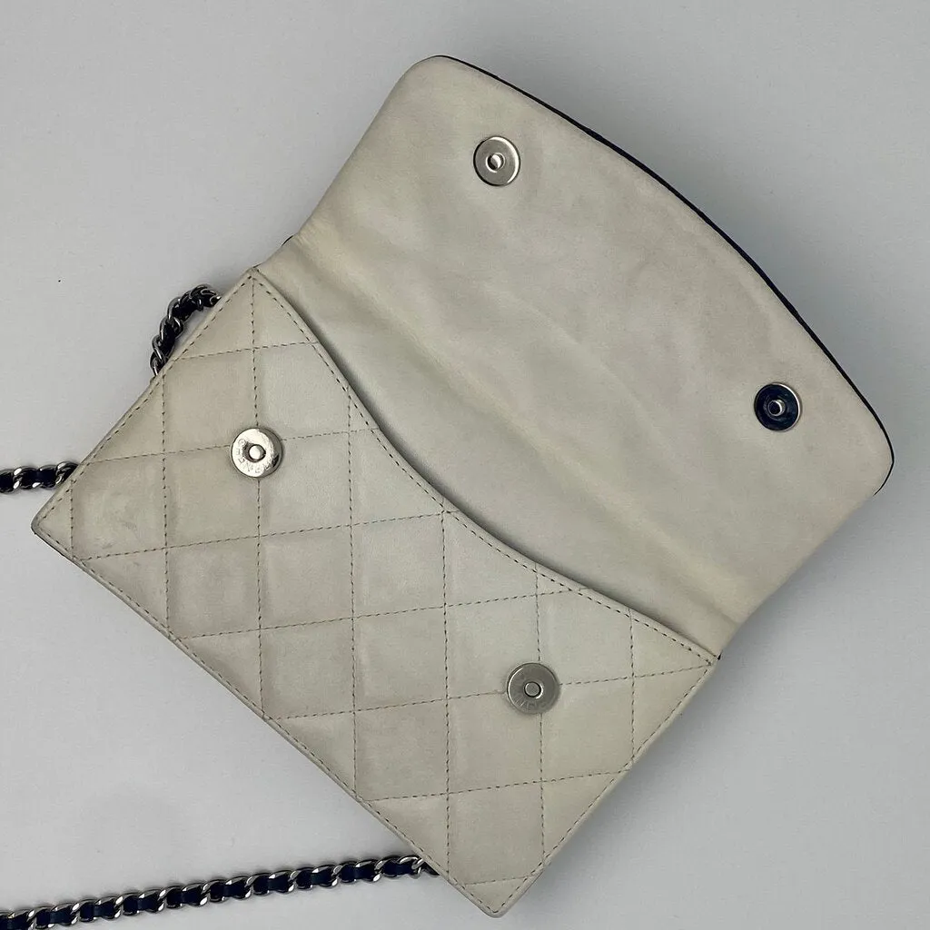 Chanel Quilted Lambskin Double Sided Wallet On Chain