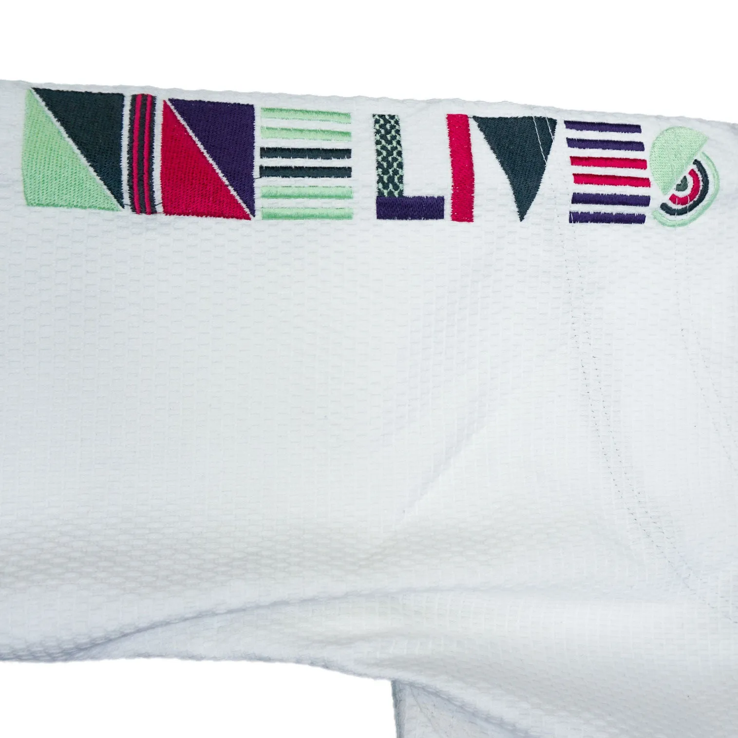 Chapter 11 - Geo - White - Jiu Jitsu Gi