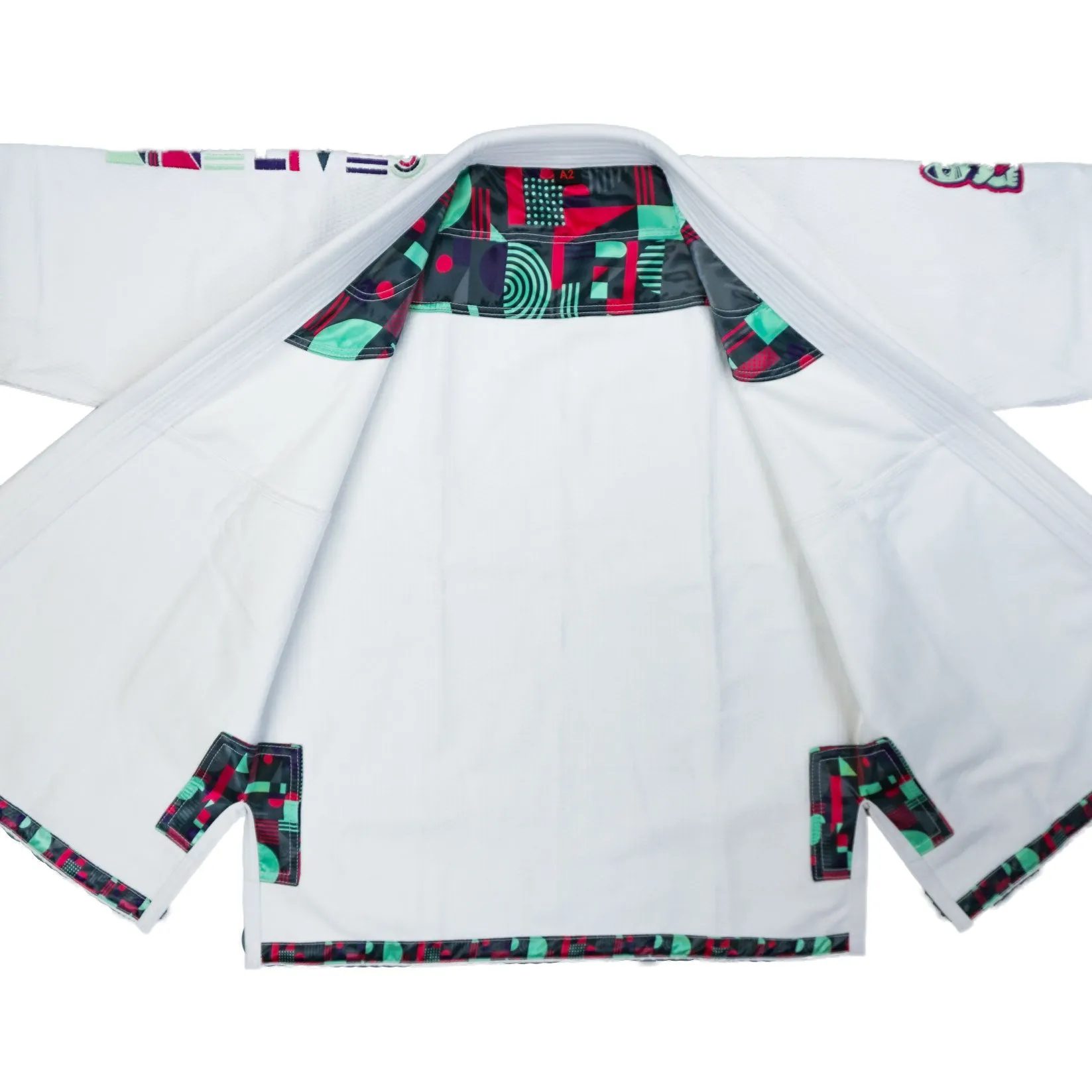 Chapter 11 - Geo - White - Jiu Jitsu Gi