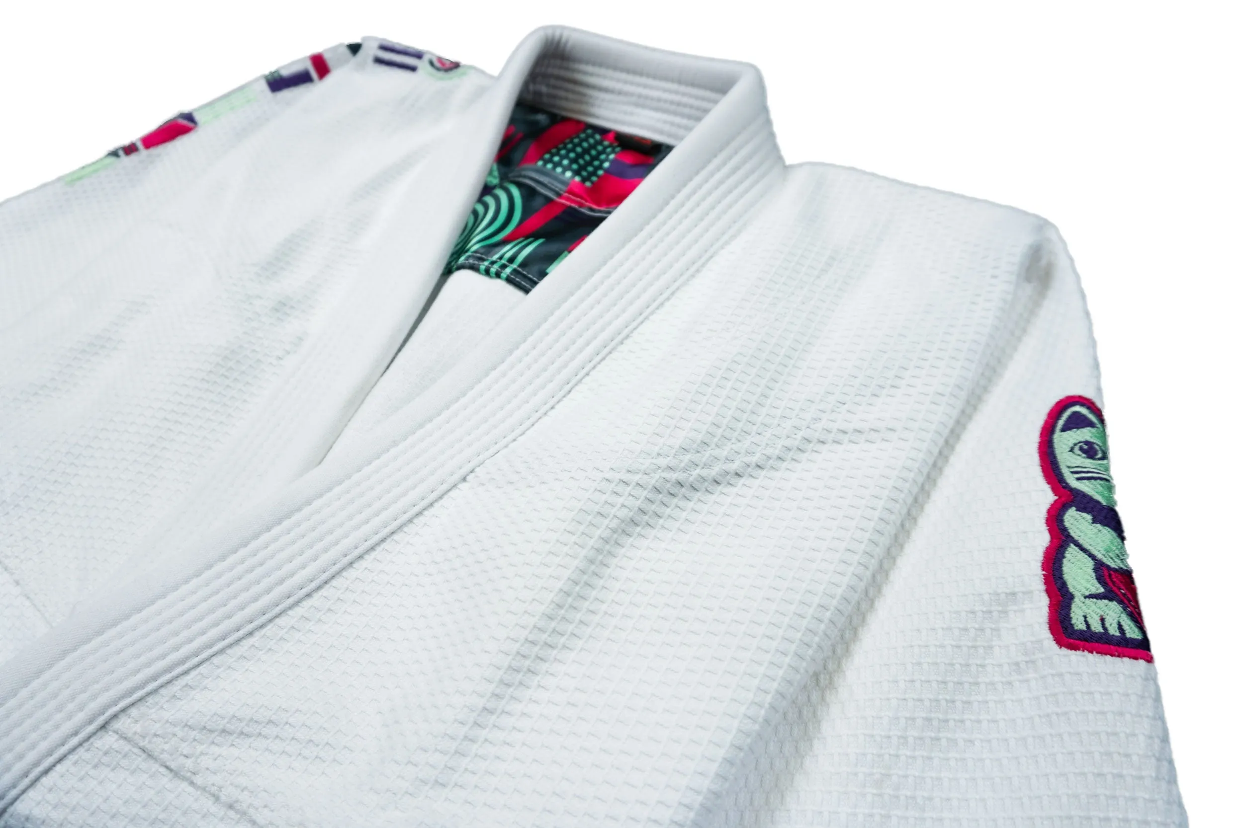 Chapter 11 - Geo - White - Jiu Jitsu Gi