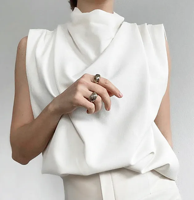Gloria White Sleeveless Top