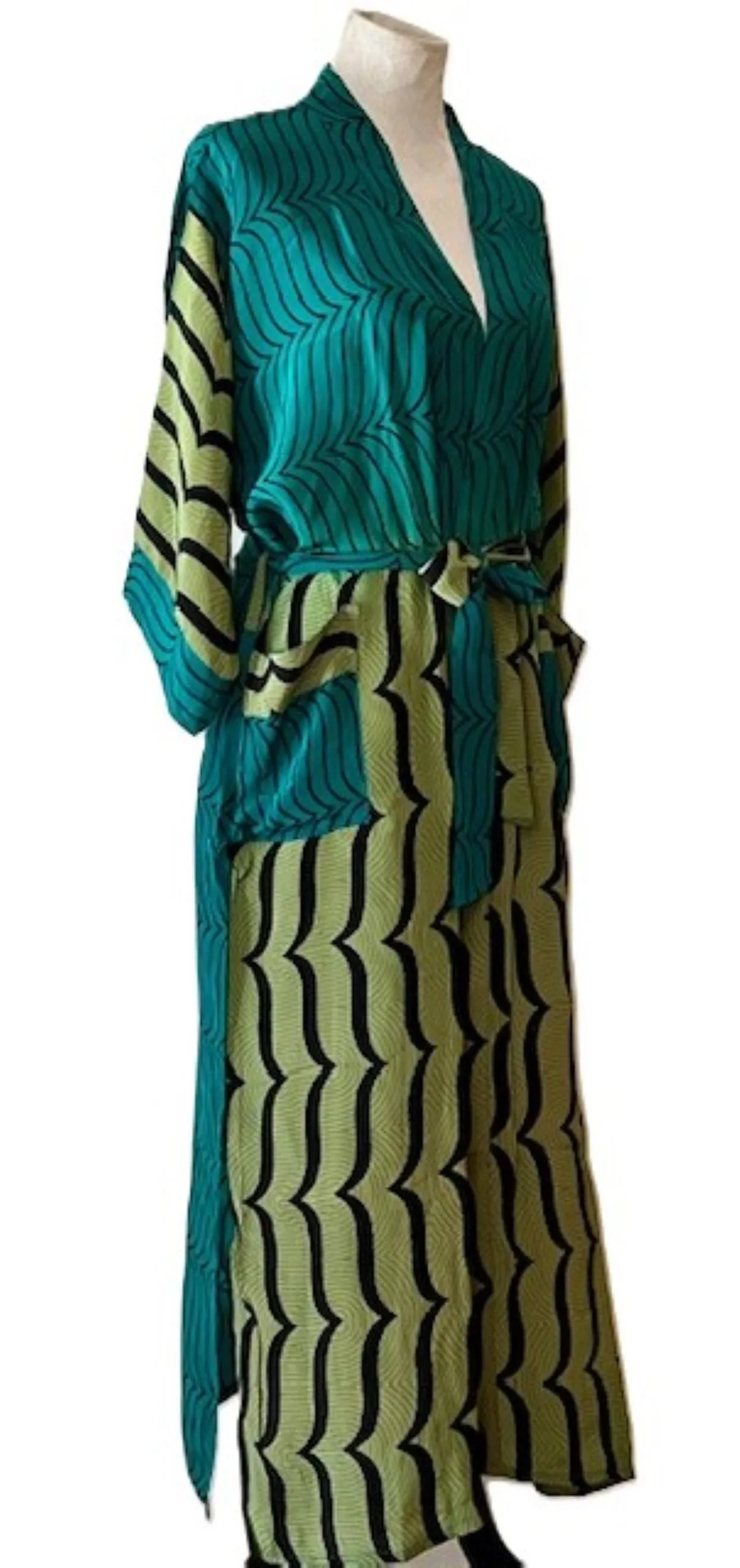 Luxury Silk Kimono Duster Dress: Smart Contrasting Prints