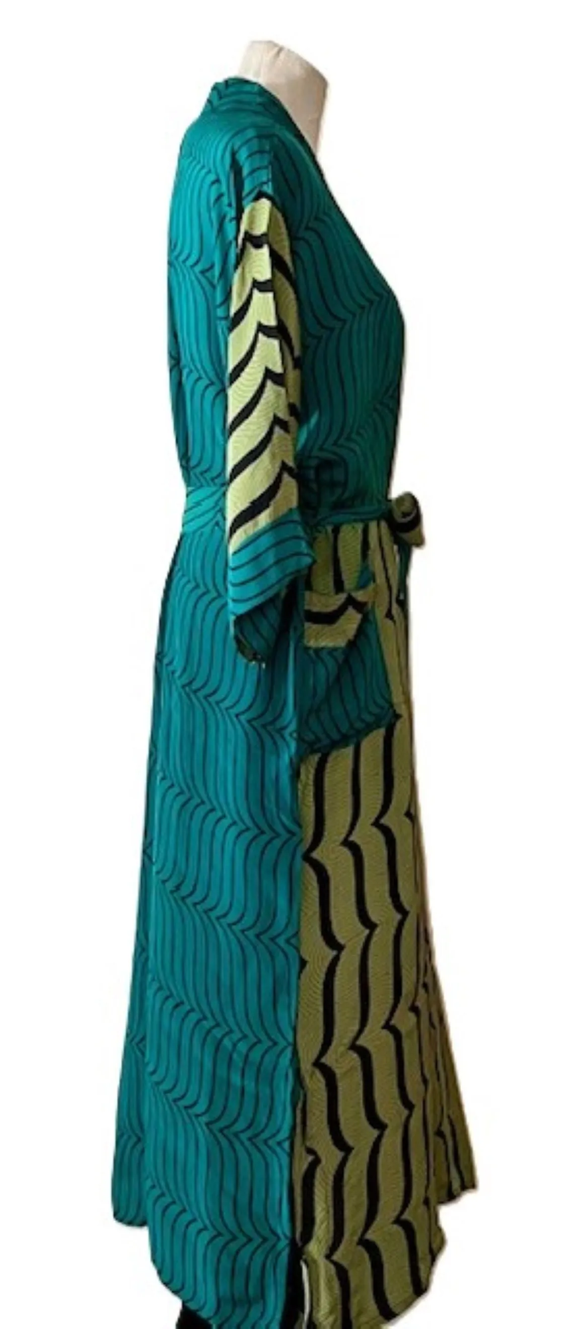 Luxury Silk Kimono Duster Dress: Smart Contrasting Prints