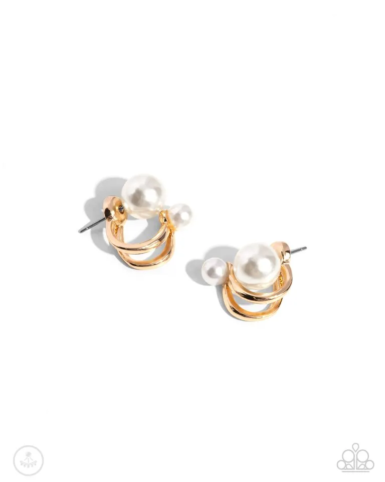 Paparazzi Earring ~ Sophisticated Socialite - Gold