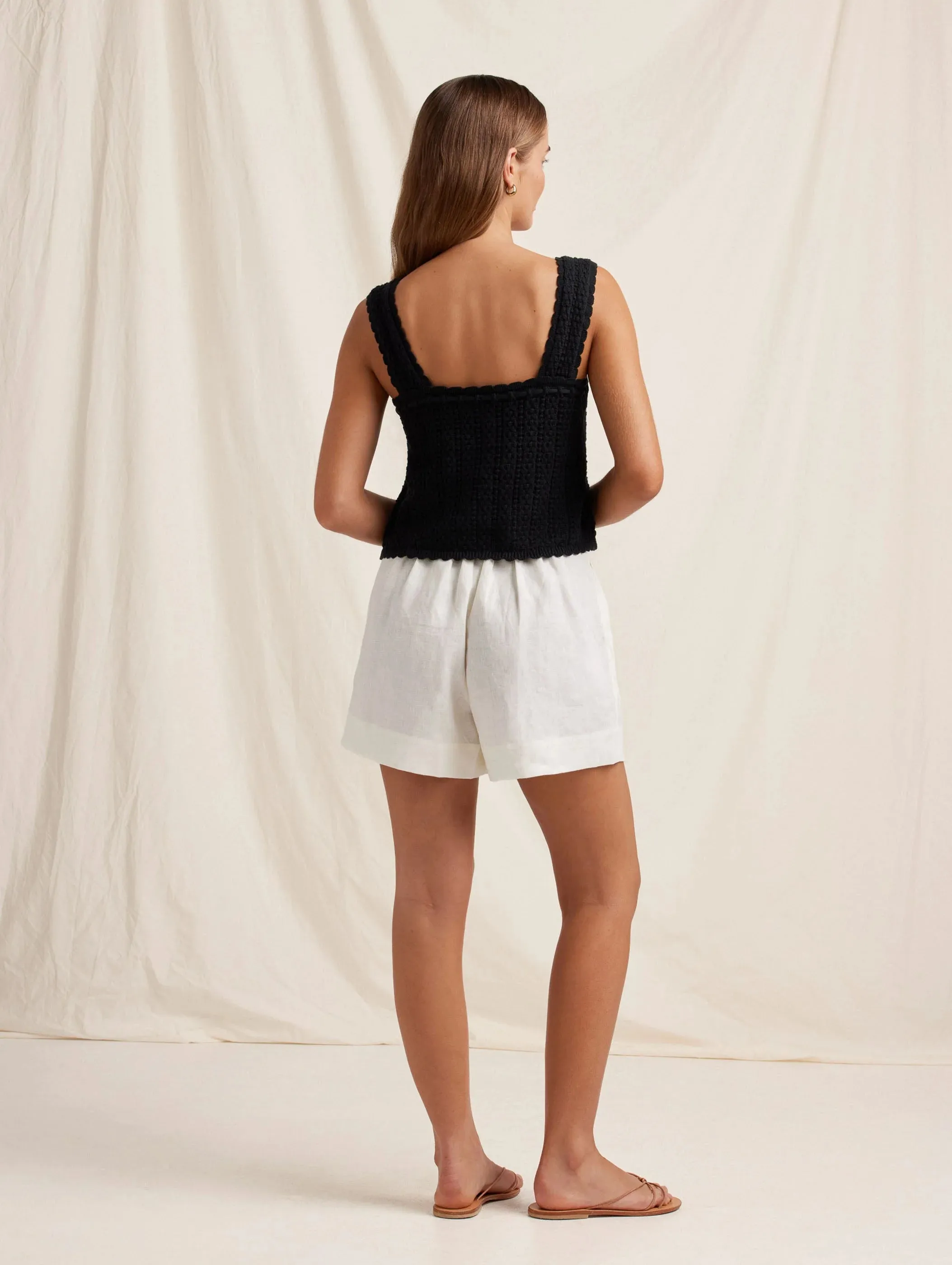 Pointelle Scalloped Shoulder Cami - Noir