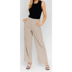 Sleeveless Pullover Ruffle Edge Top