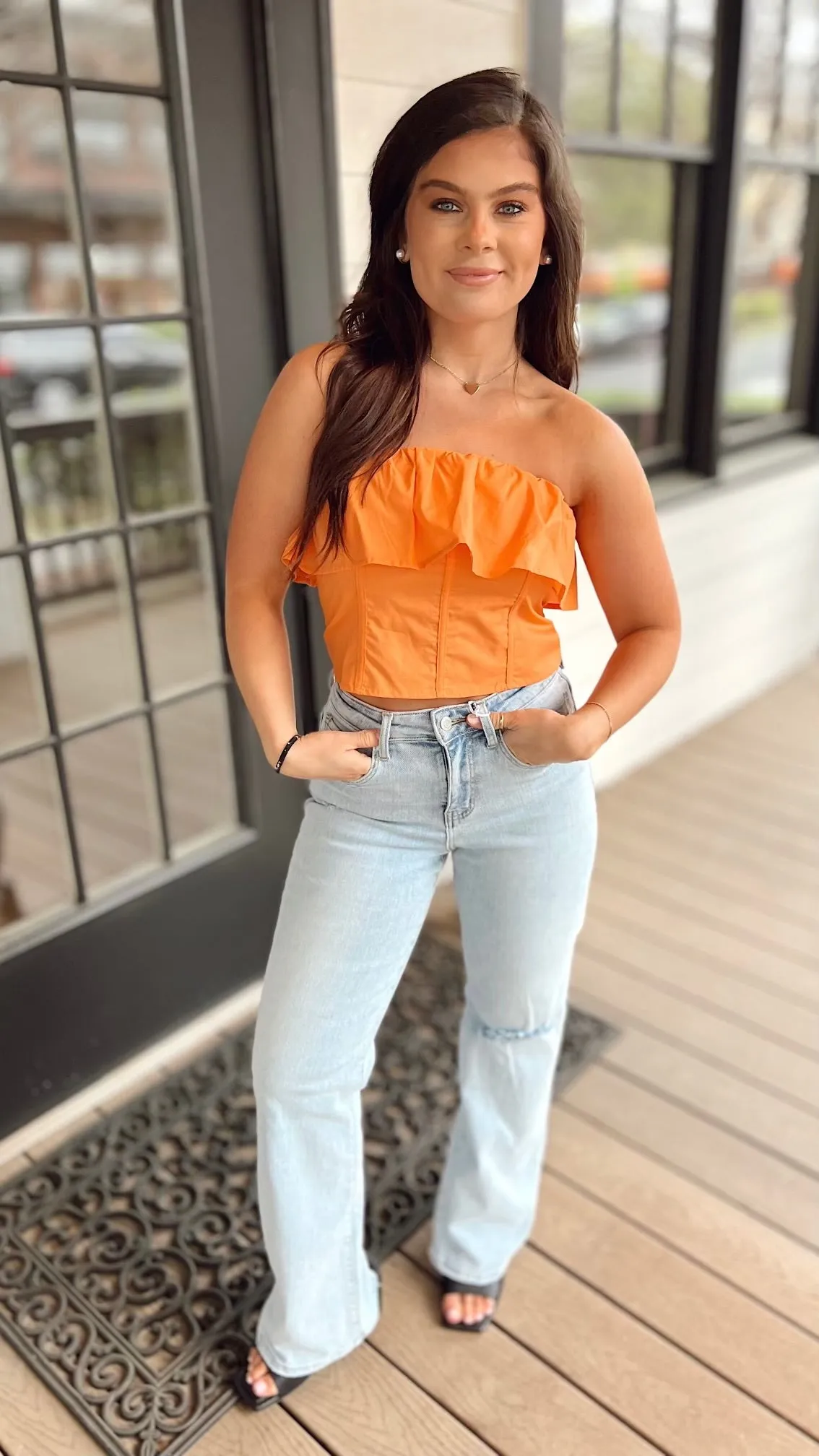Wila Ruffle Strapless Top