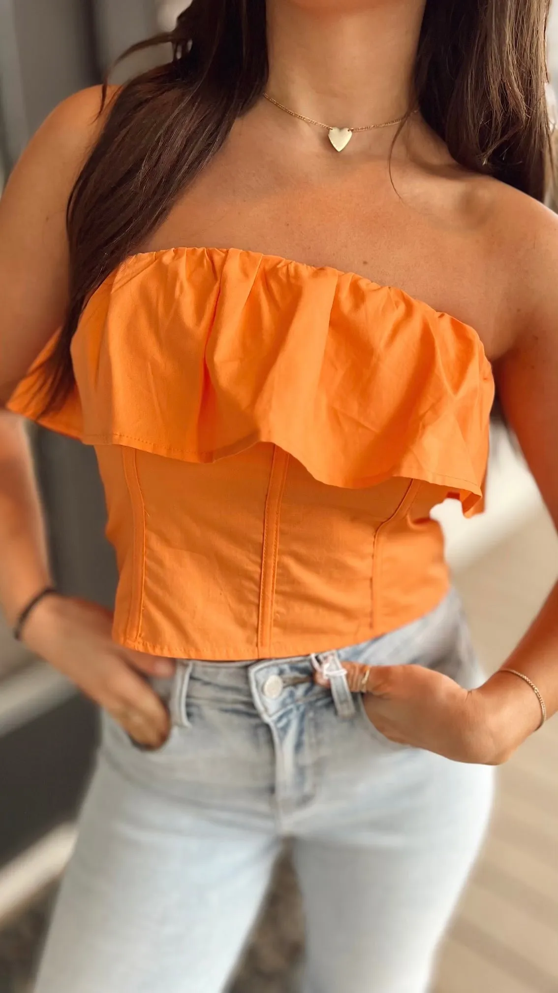 Wila Ruffle Strapless Top
