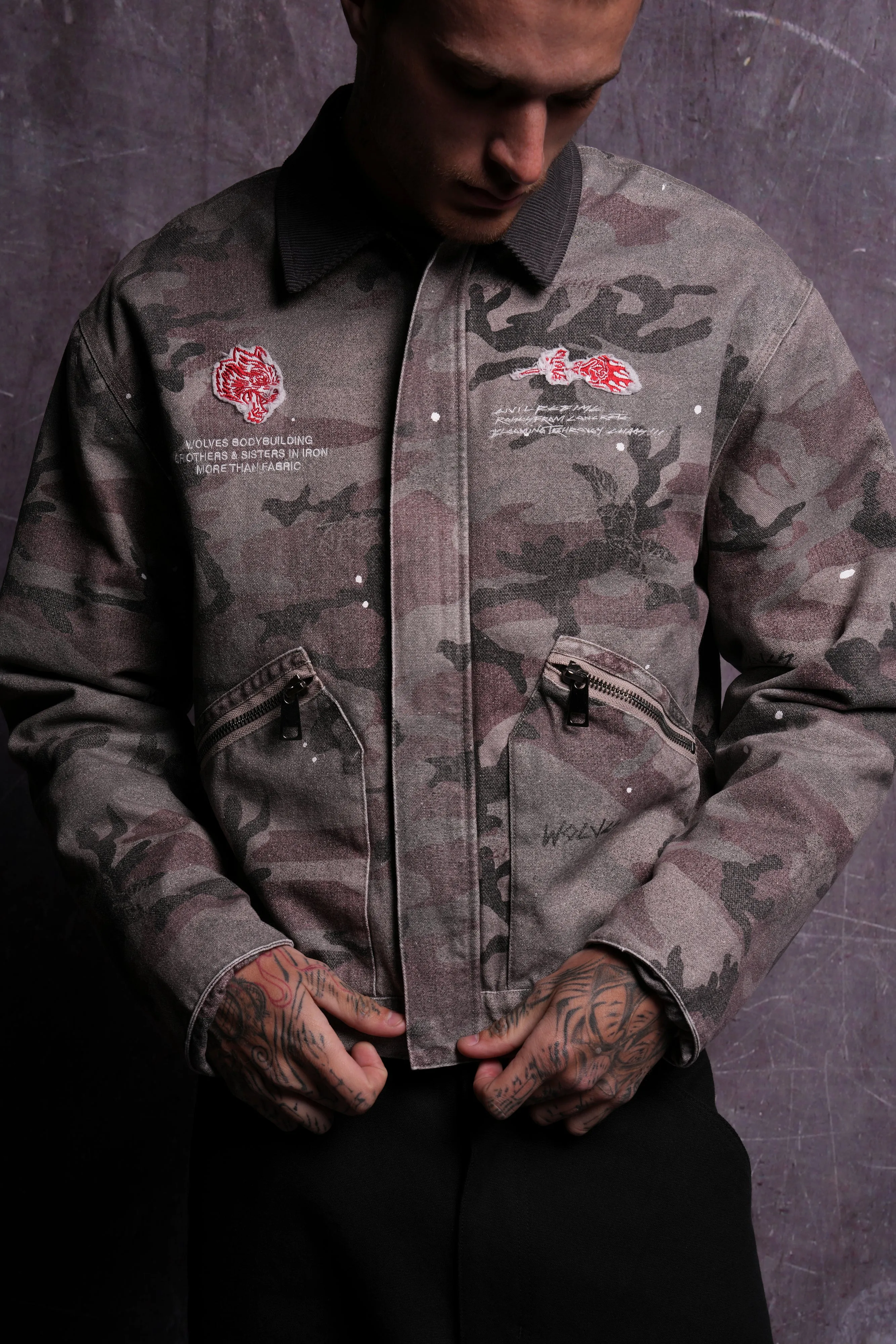Wolves Among Roses Earl Jacket in Blooming Woodland Camo