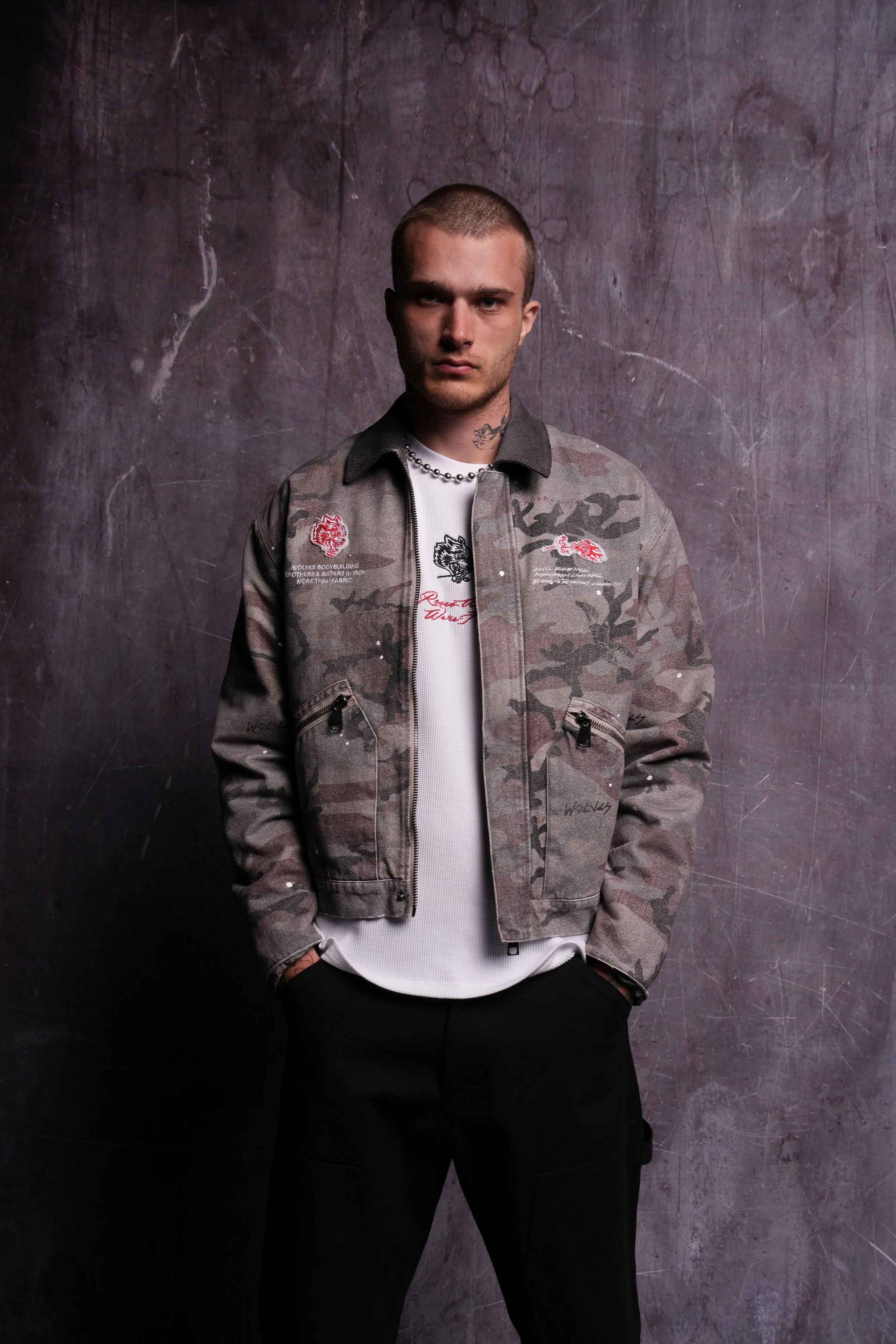 Wolves Among Roses Earl Jacket in Blooming Woodland Camo